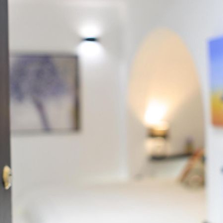 Aiolos Luxury Apartment Under Acropolis In Plaka Atene Esterno foto