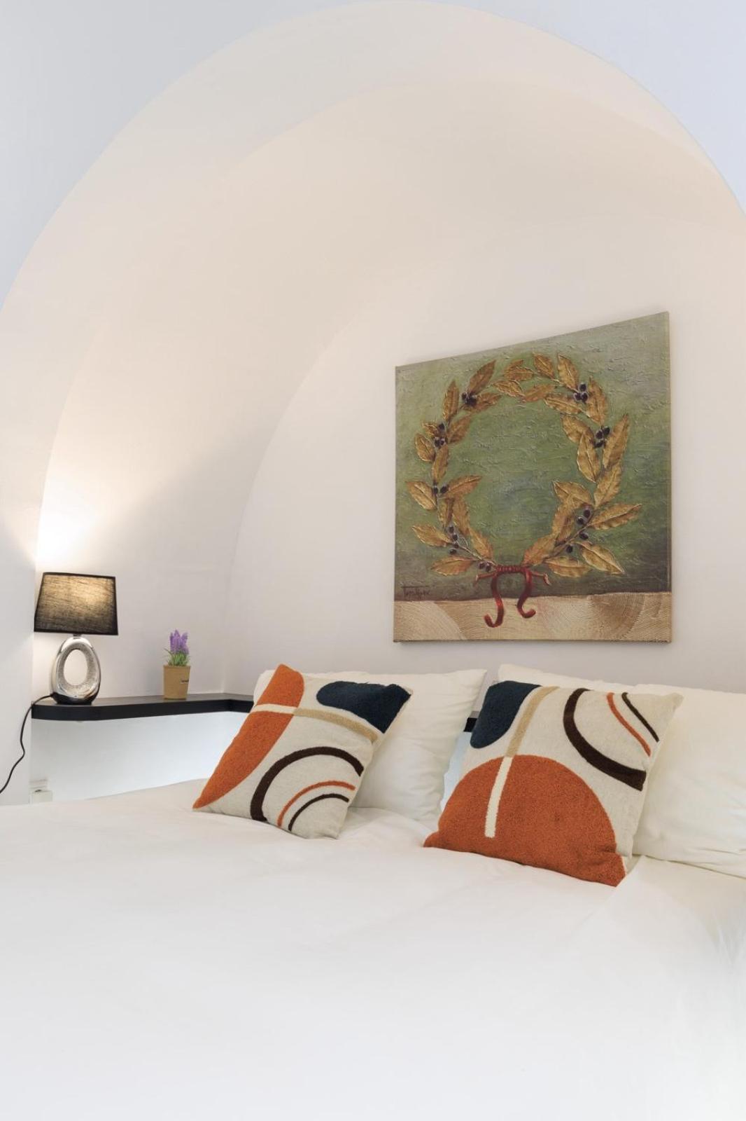 Aiolos Luxury Apartment Under Acropolis In Plaka Atene Esterno foto