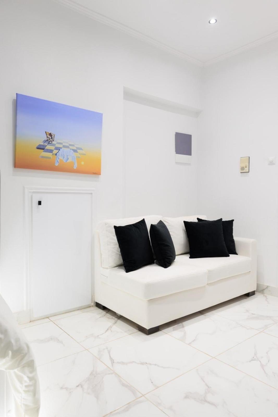 Aiolos Luxury Apartment Under Acropolis In Plaka Atene Esterno foto