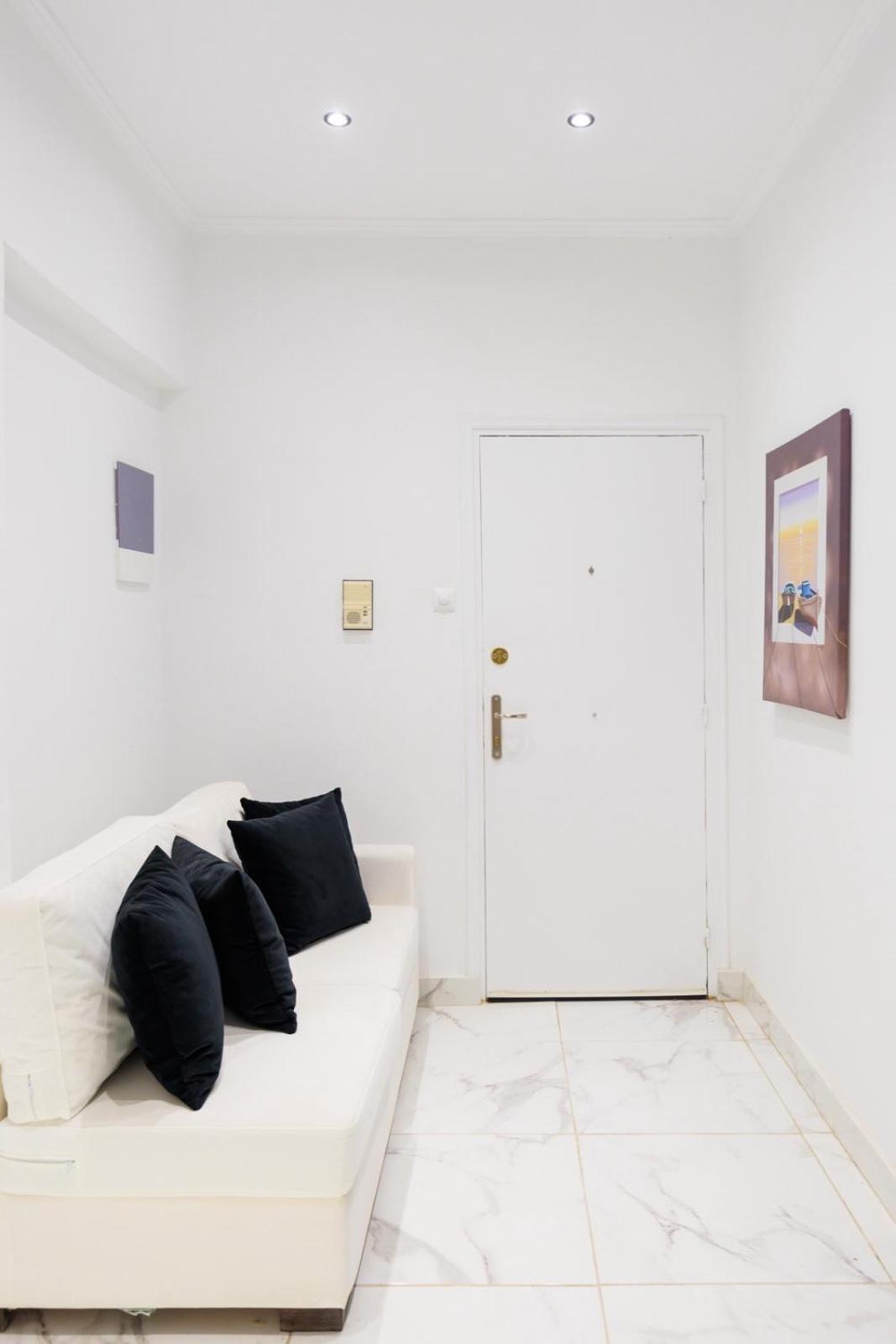 Aiolos Luxury Apartment Under Acropolis In Plaka Atene Esterno foto