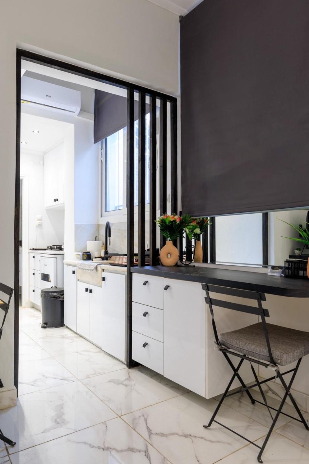 Aiolos Luxury Apartment Under Acropolis In Plaka Atene Esterno foto