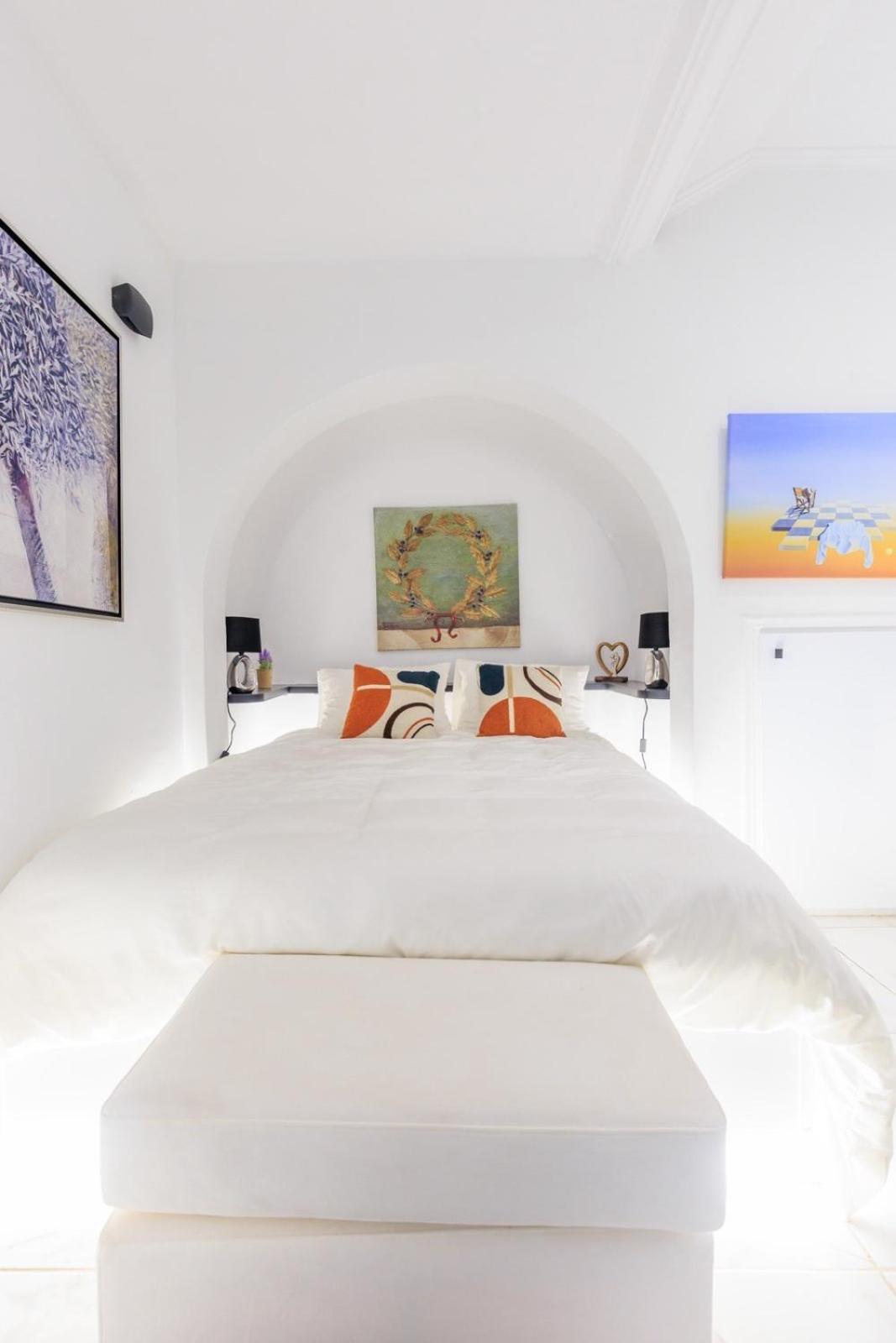 Aiolos Luxury Apartment Under Acropolis In Plaka Atene Esterno foto