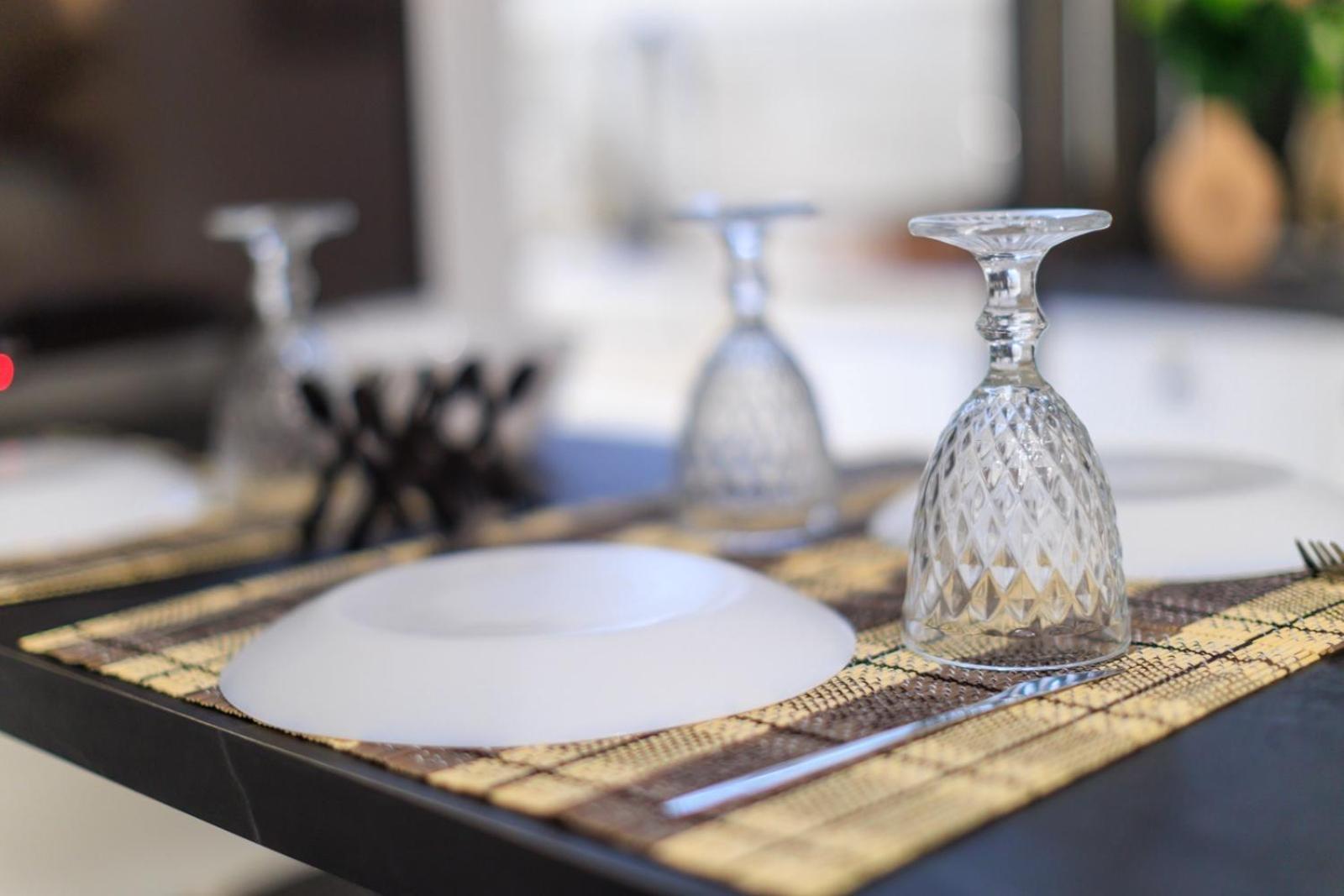 Aiolos Luxury Apartment Under Acropolis In Plaka Atene Esterno foto